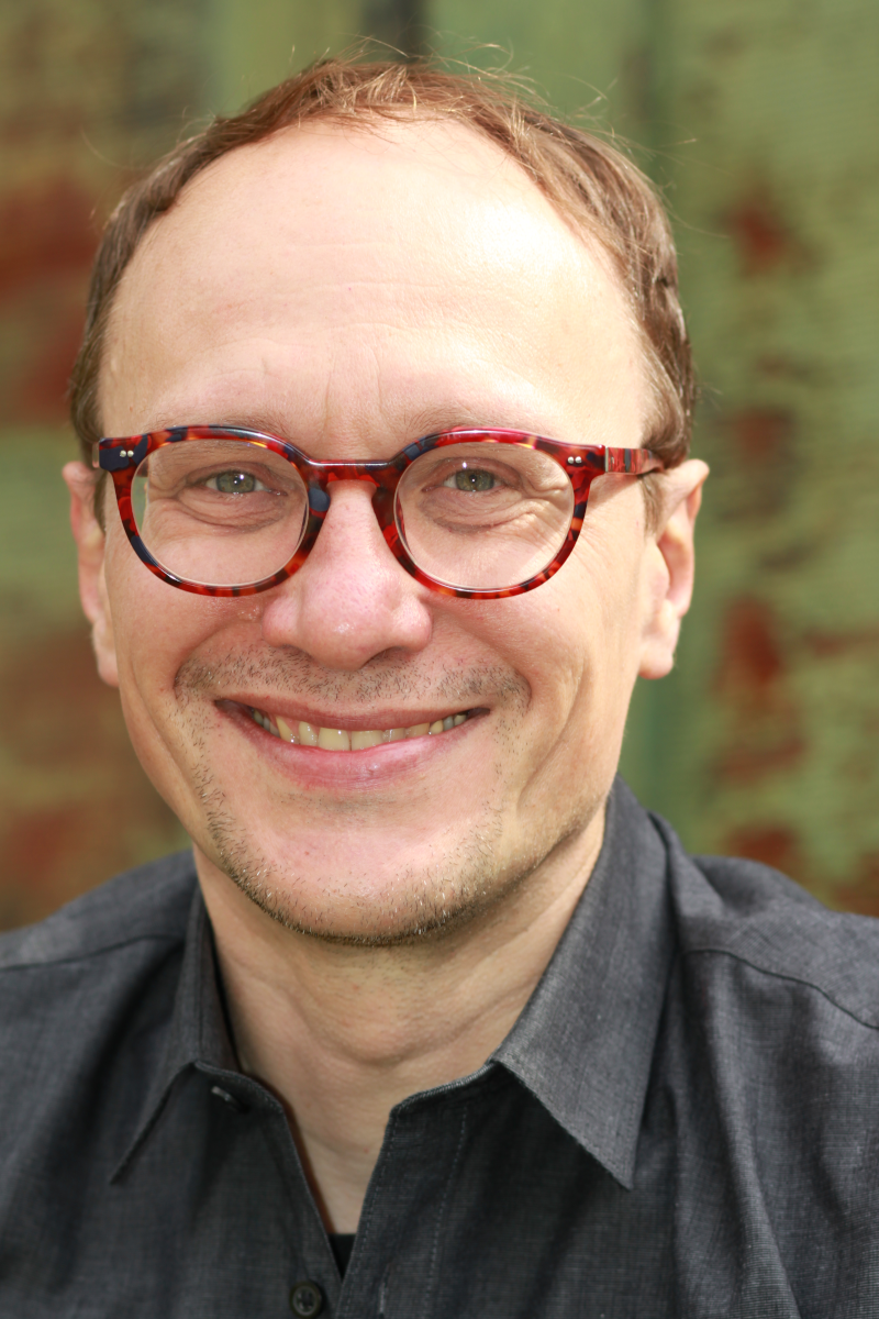 Dr. Dirk Bernhardt-Walther  