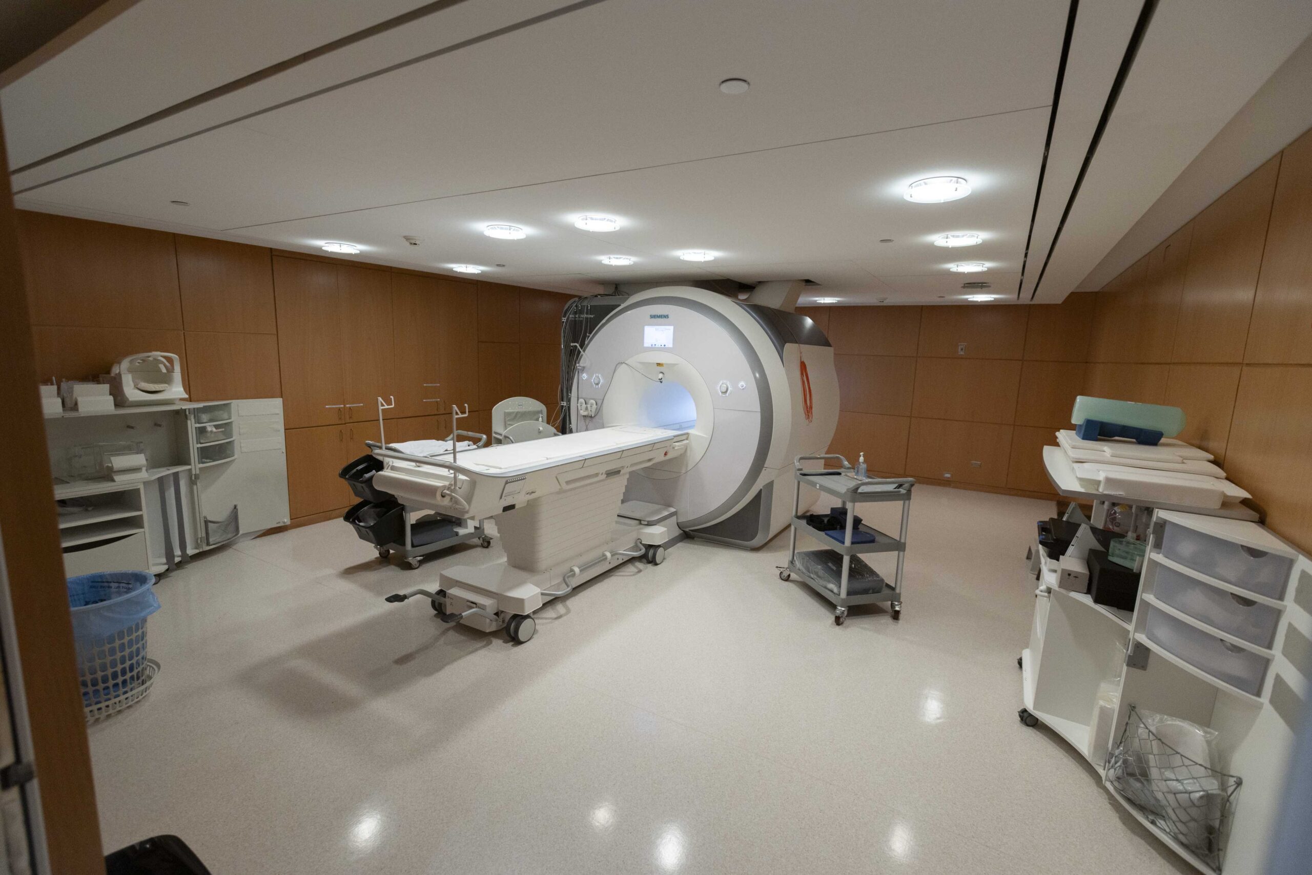 SIEMENS MRI Machine