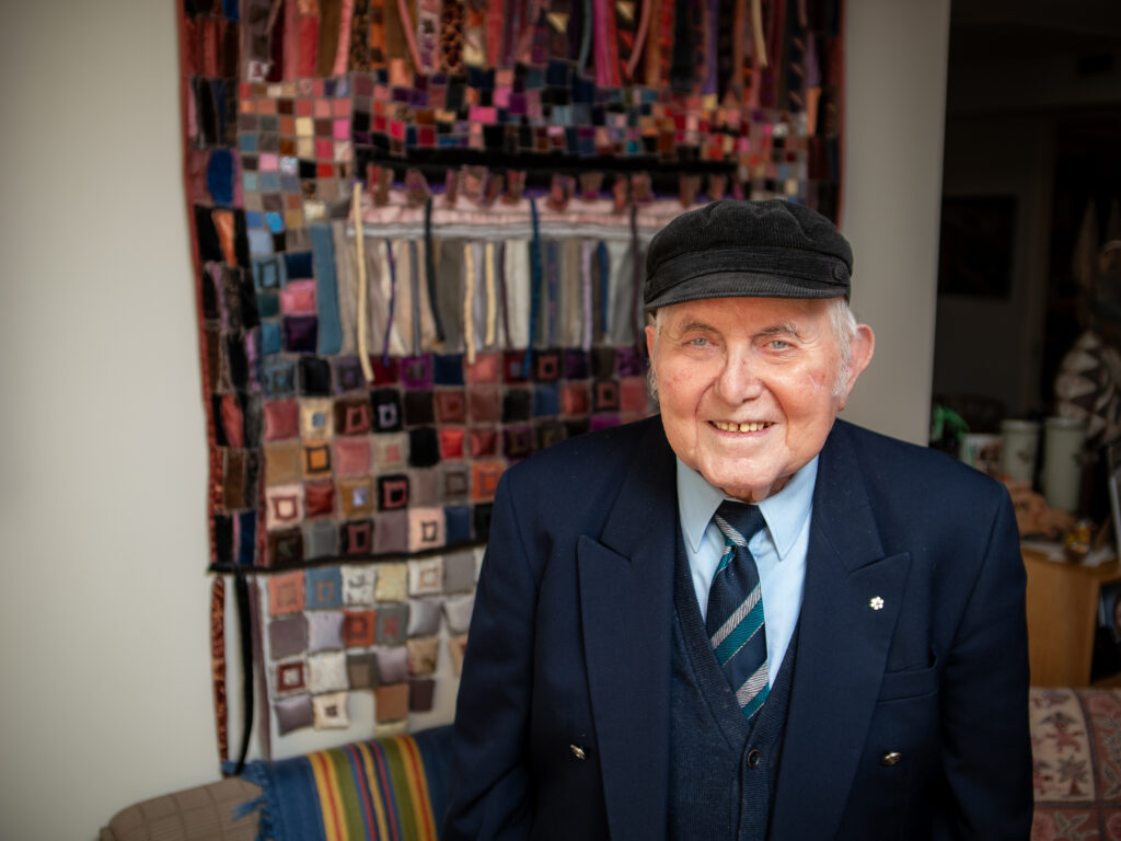 Holocaust survivor volunteer